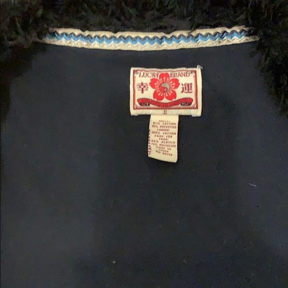 women's sleeveless jacket - Picture 2 of 3